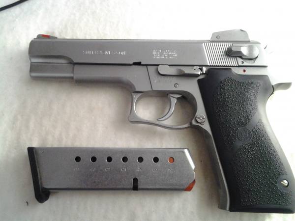 Pistola Marca Smith & Wesson Modello 4506 Calibro 45 HP