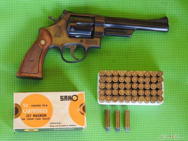 La leggendaria Smith & Wesson 357 Magnum