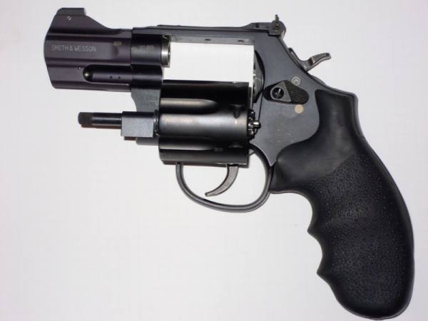 Vendo Revolver Smith & Wesson