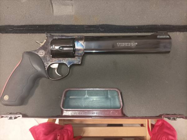 Revolver Taurus 454casul