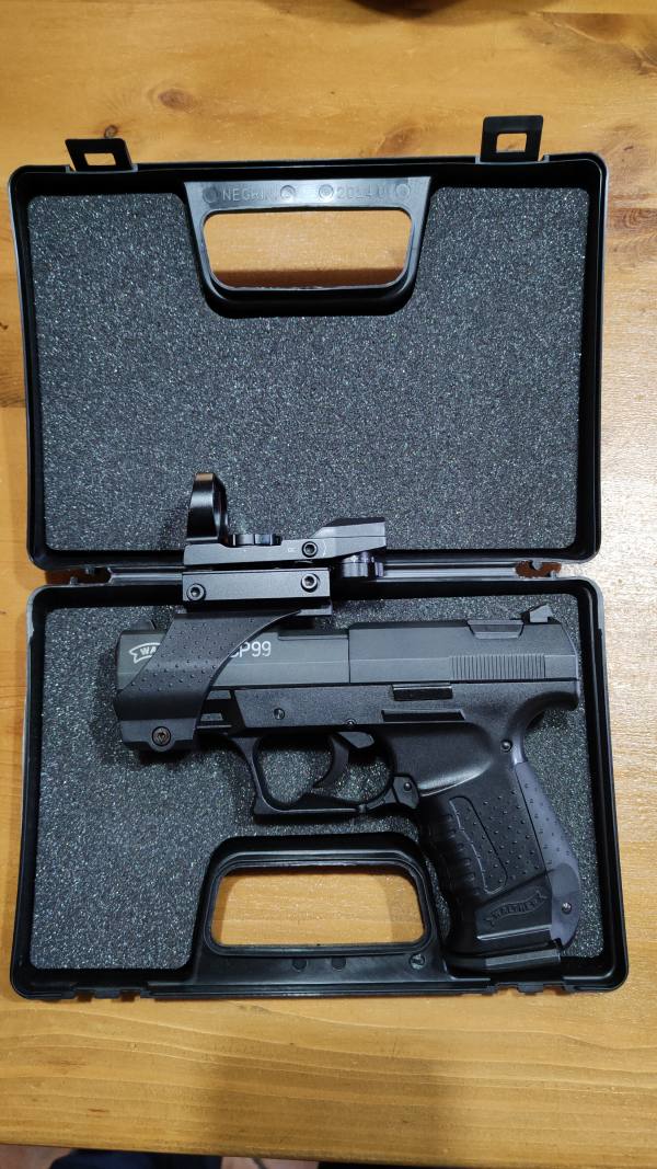 Pistoia CO2 Walther P99