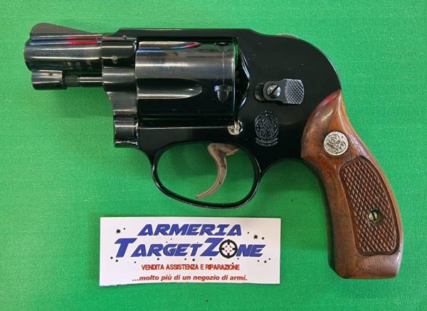 Revolver Smith & Wesson 38 Airweight in cal.38 spl