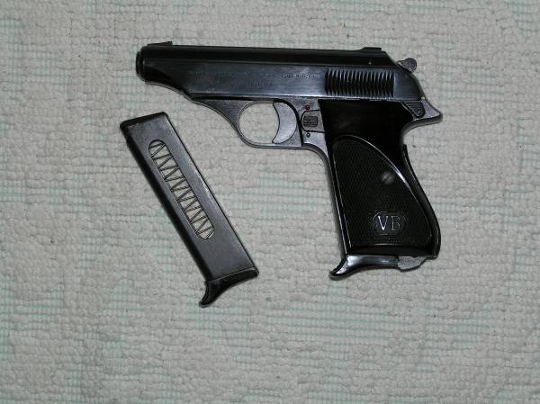 vendo pistola semiautomatica  Bernardelli Mod. 60 cal. 7,65