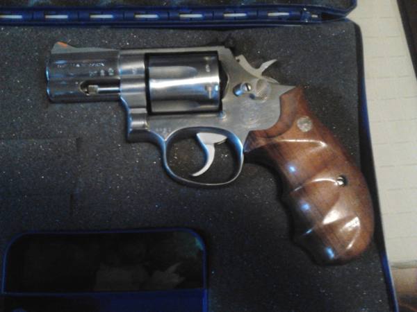 Revolver Smith & Wesson 357 magnum 2,5"