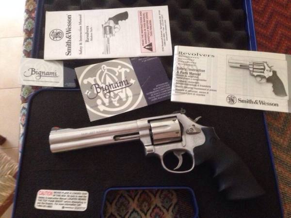 Smith & Wesson MOD.686 PARI AL NUOVO OCCASIONE