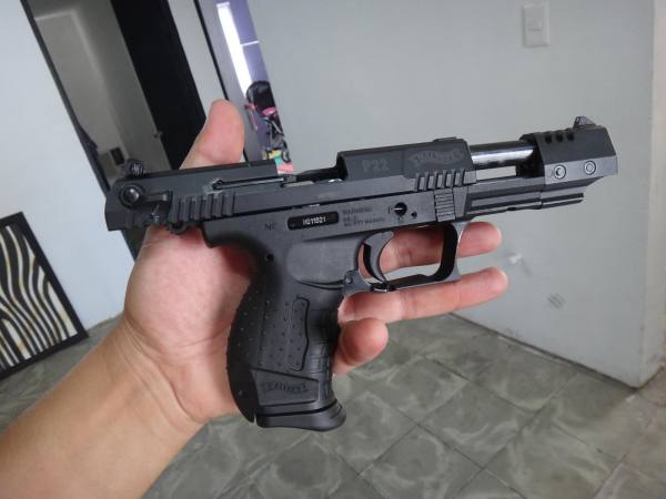 pistola semiautomatica walther p22 target