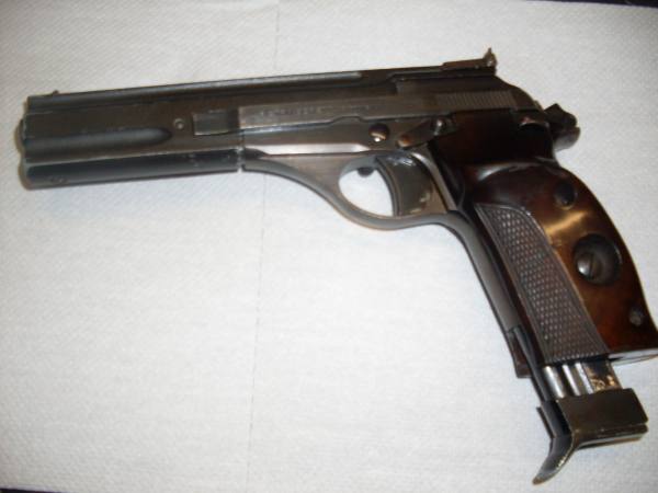 Pistola Beretta Mod. 76 calibro 22LR