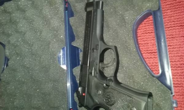pistola 98fs