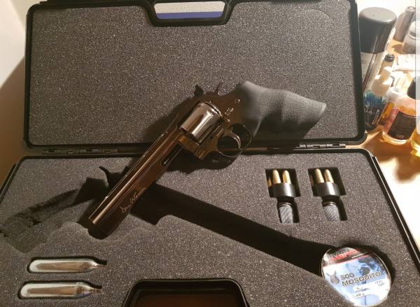 Revolver replica Dan Wesson 357 co2 diabolo