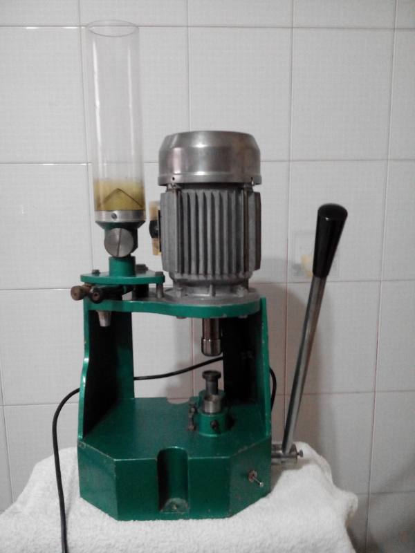Chiave Universale Per Macchina Frutta Usata, Con Guida - Ricarica Trucco 87000, Spedizione Inclusa