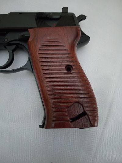 Guancette Walther P38 - P01 in legno nuove