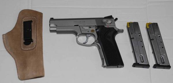 pistola Smith & Wesson calibro 40 modello 4006