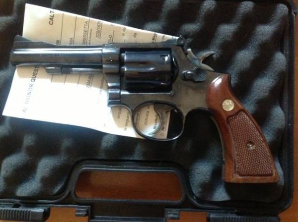 Smith & Wesson 15-3 COMBAT MASTERPIECE 38 special