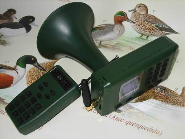 RICHIAMO x uccelli  con telecomando e timer per la caccia