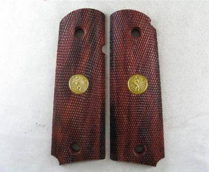 Guancette Colt 1911 in legno